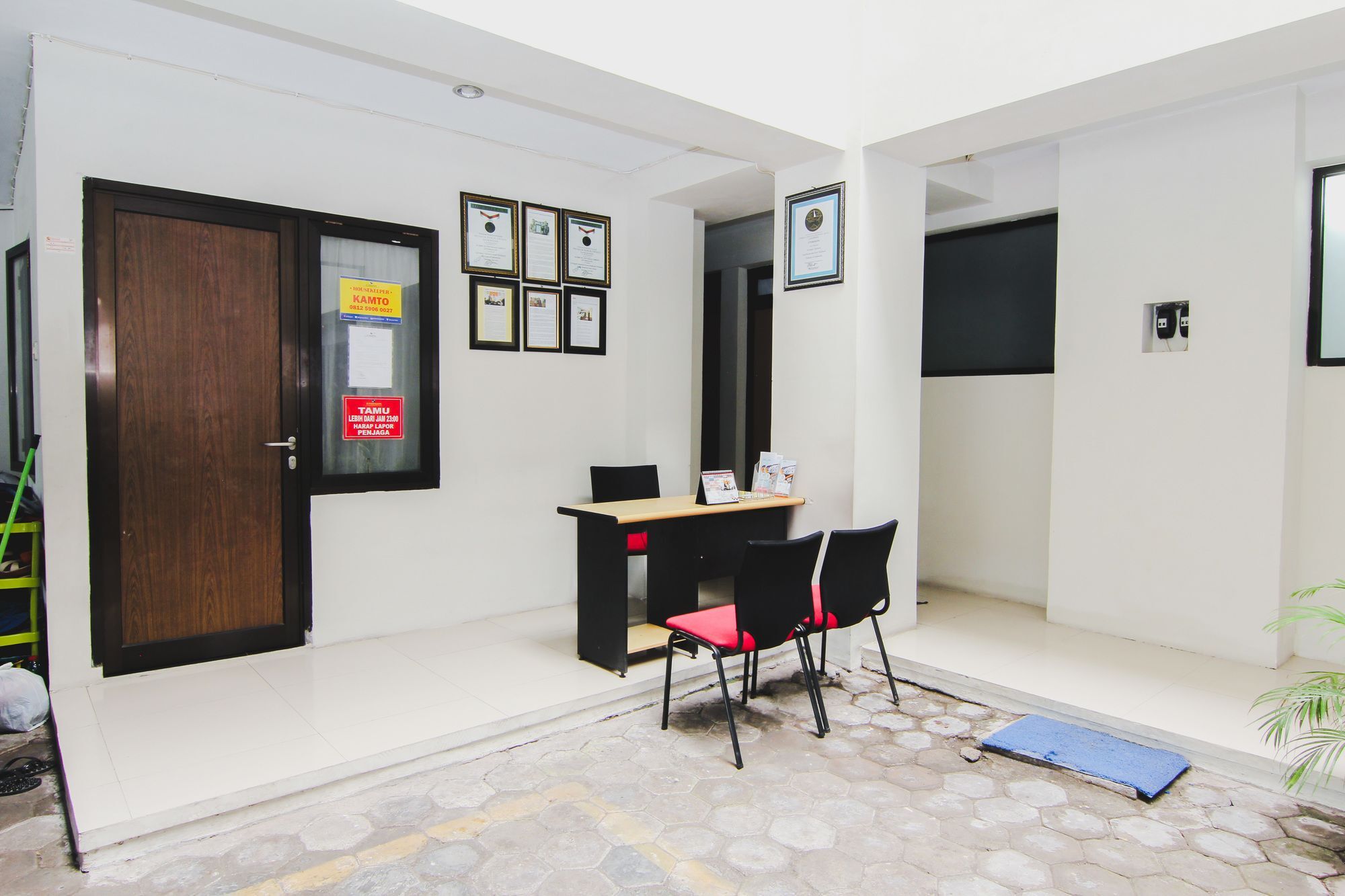 D'Paragon Seturan 3 Maguwo Exterior foto